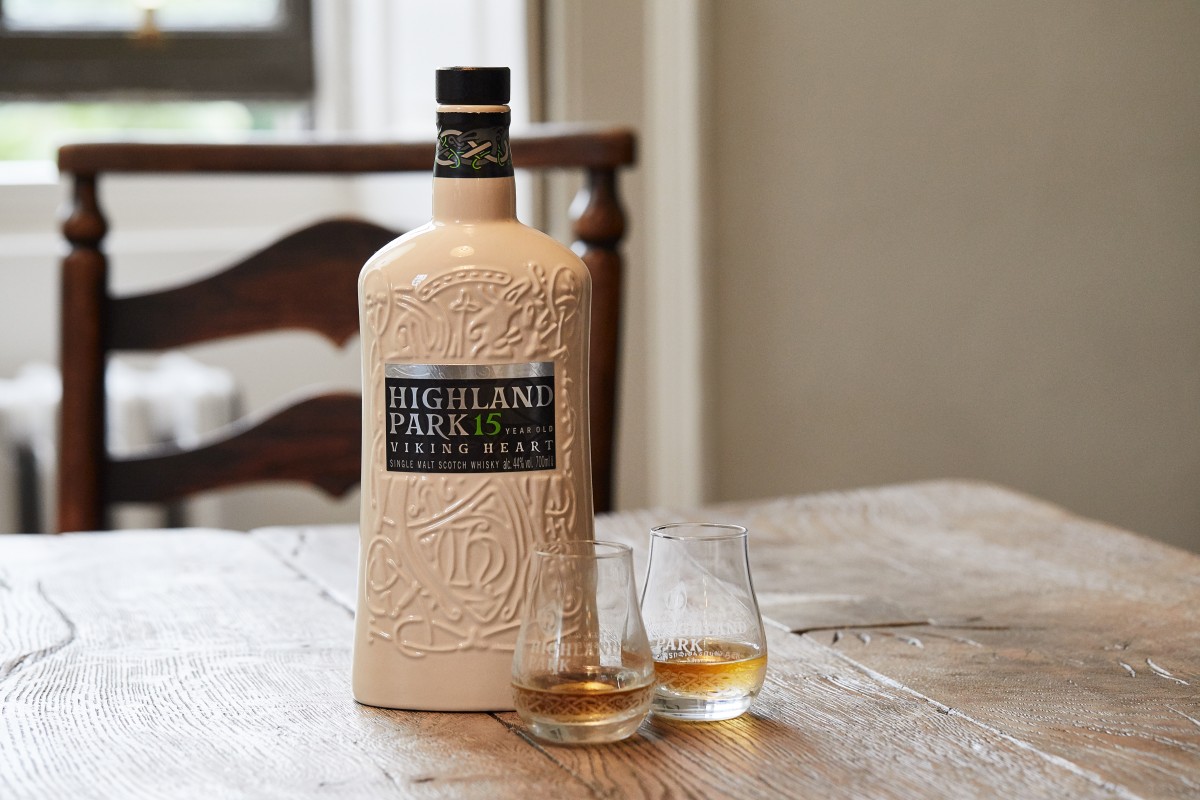 highland_park_viking_heart_banner
